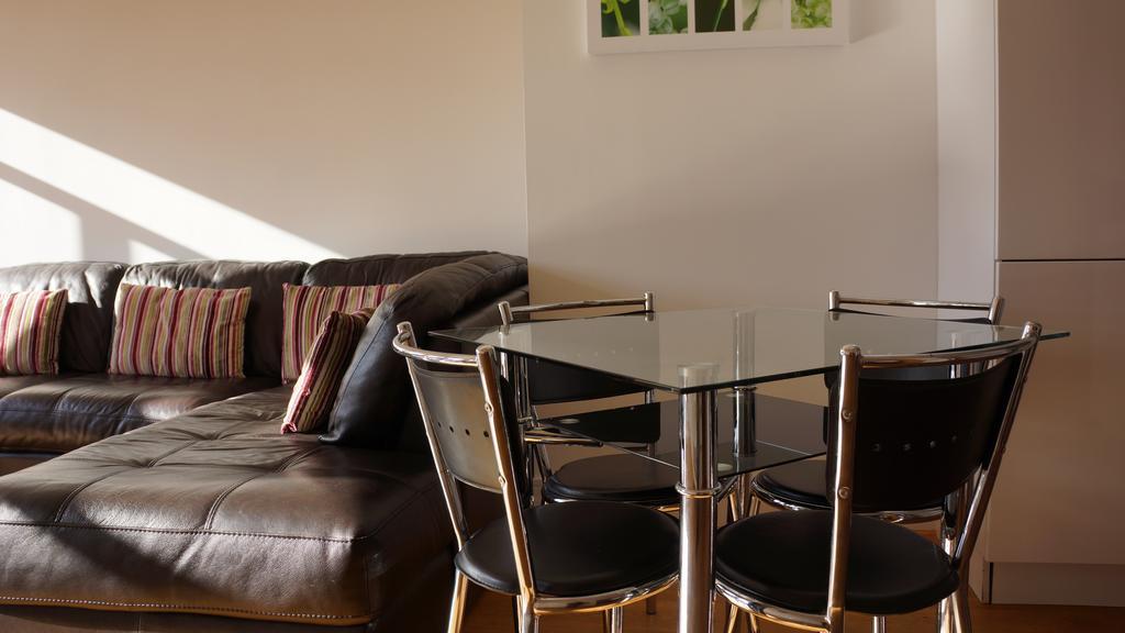 Apartment 306 By The Bridge Inverness Extérieur photo