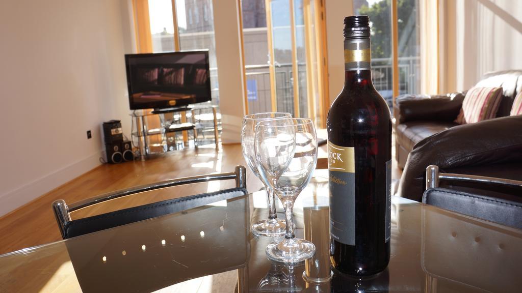 Apartment 306 By The Bridge Inverness Extérieur photo